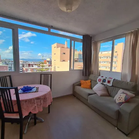 Vistas Mar: Estudio Con Dormitorio: Centro Y Playa Appartement